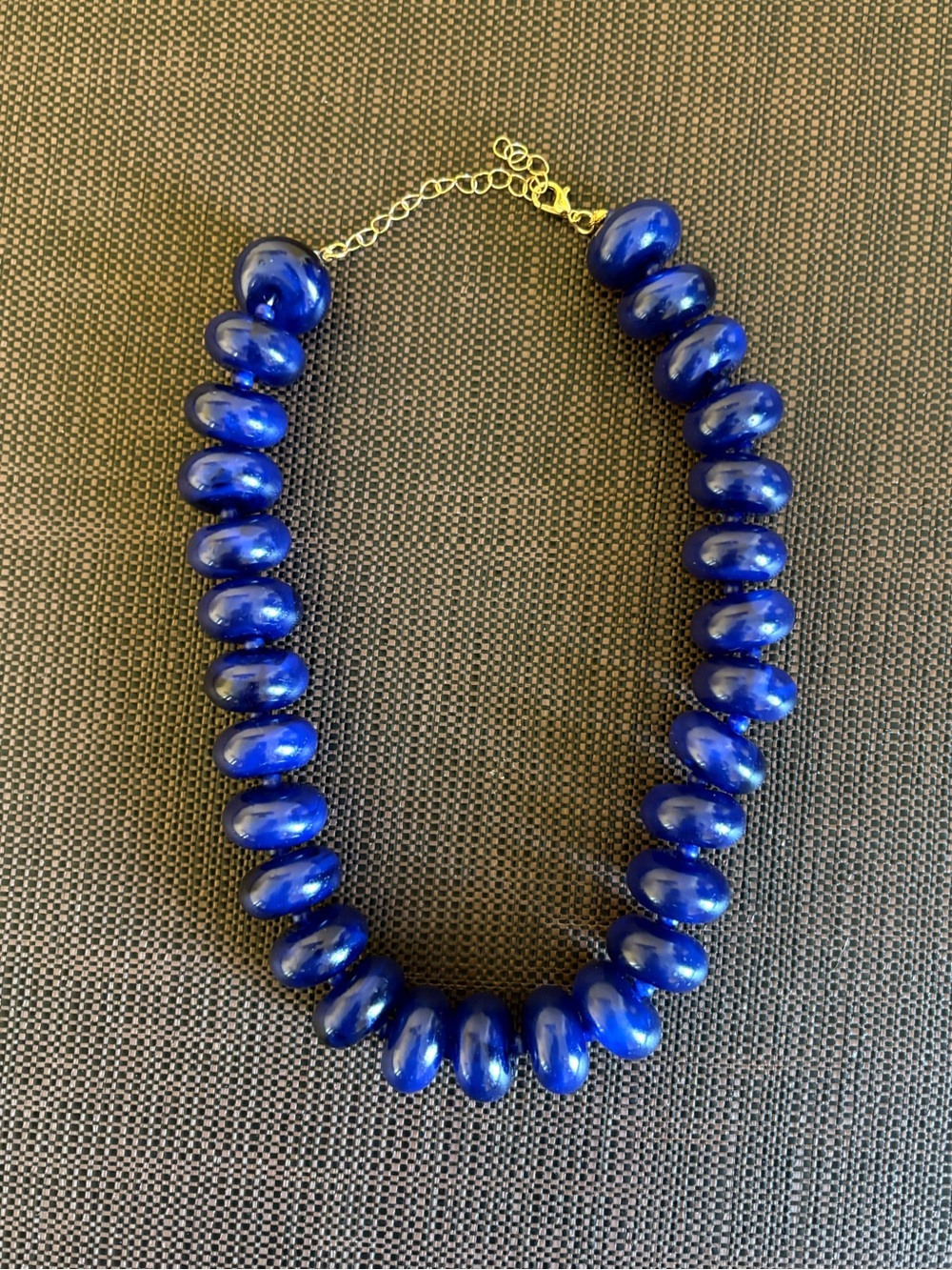 New! Deep Navy Resin Dopamine Marbled Beaded Chunky Statement Necklace Choker - Picture 6 of 11